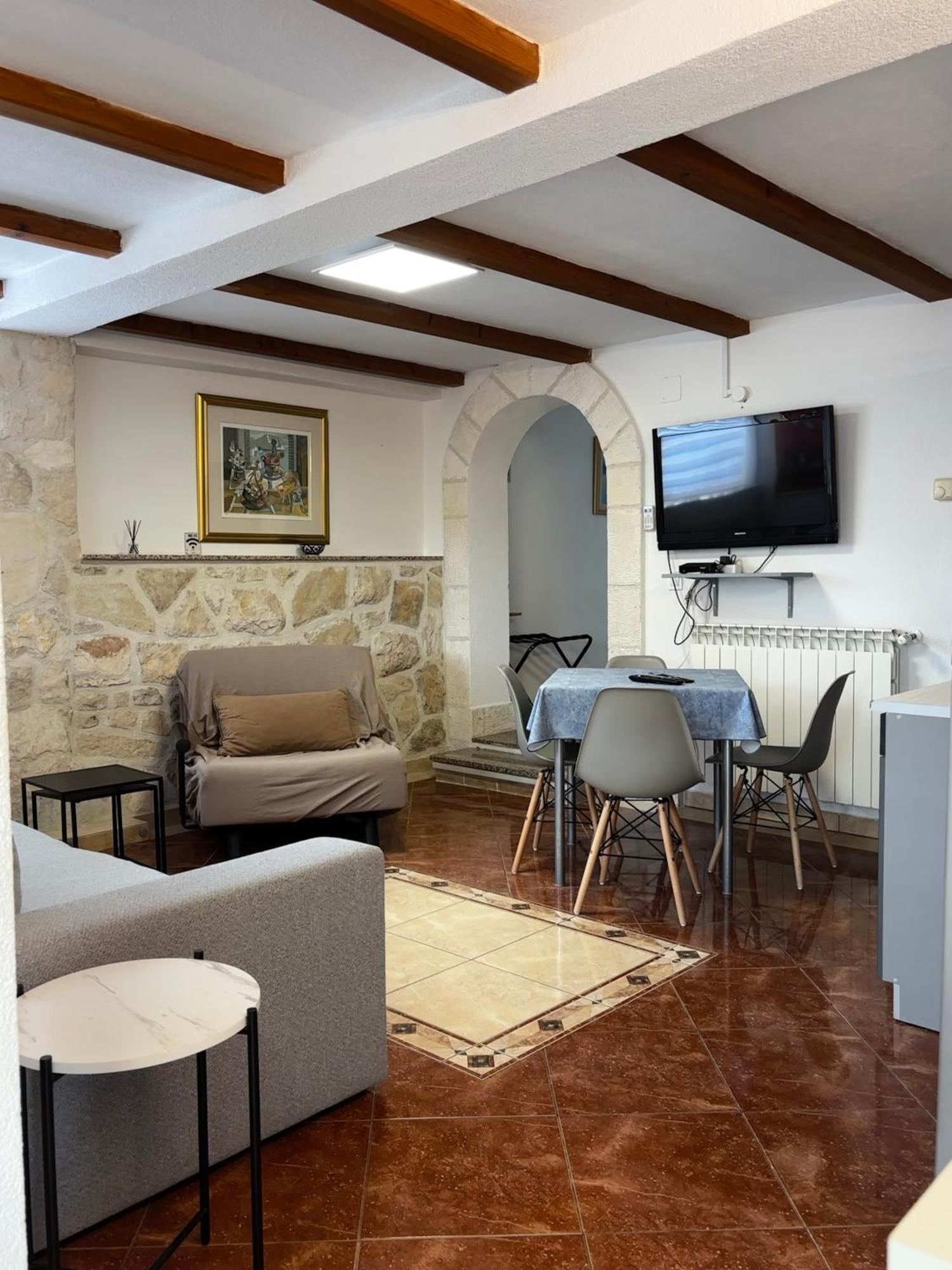 Apartmani Rozi Umag Exterior photo