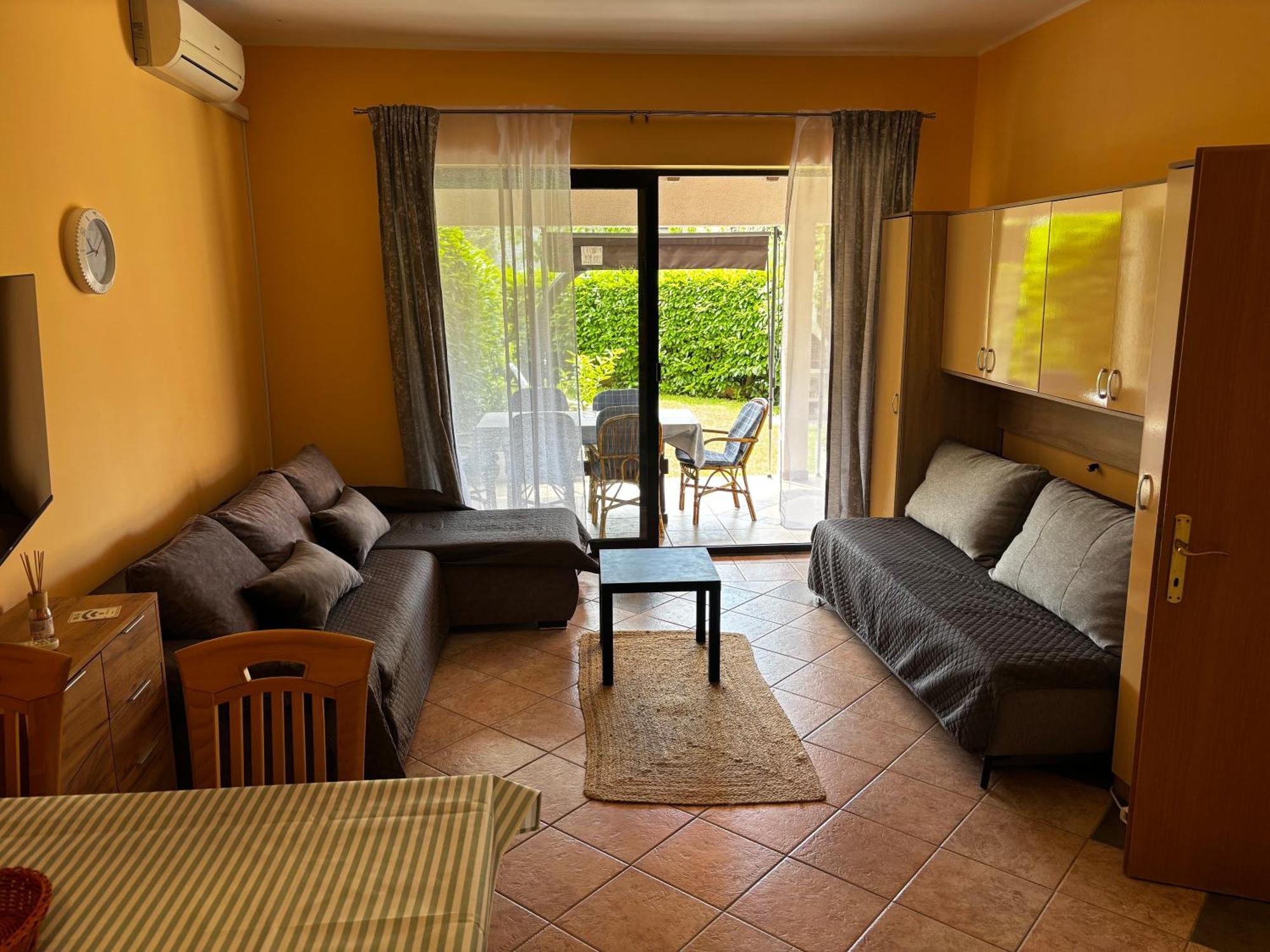 Apartmani Rozi Umag Exterior photo
